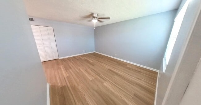 Photo - 2301 SE 4th St