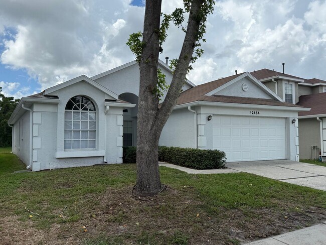 12464 Castlemain Trail