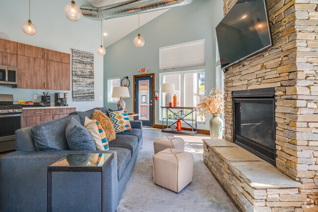 Interior Photo - Ponderosa Park Rental