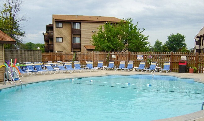 Photo - Cedar Ridge Apartments