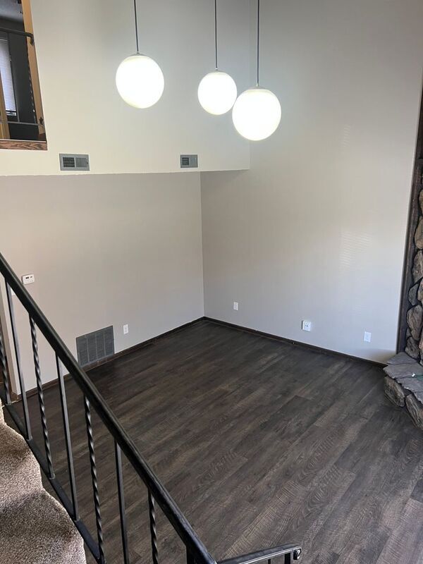 Photo - 1242 E Guinevere St