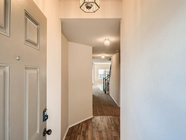 Photo - "Charming 3-Bed, 2-Bath Townhouse Retreat in Mesquite – Spacious 1586 Sq Ft on Woodshire Avenue!"...