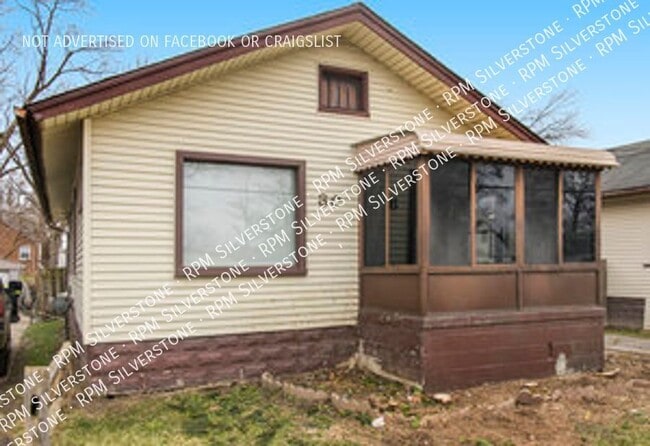Photo - 30 N Sanford St