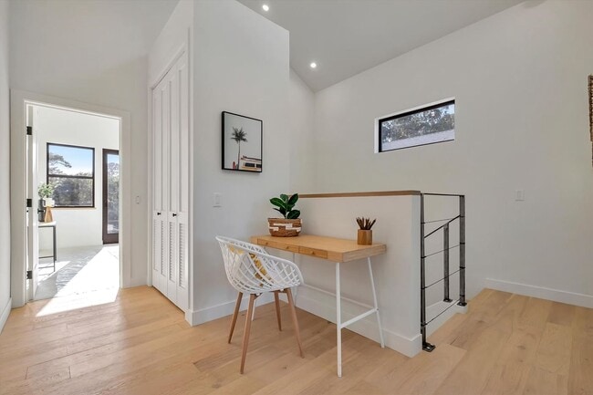 Photo - 103-119 Darlington Unit 119 Darlington Lane