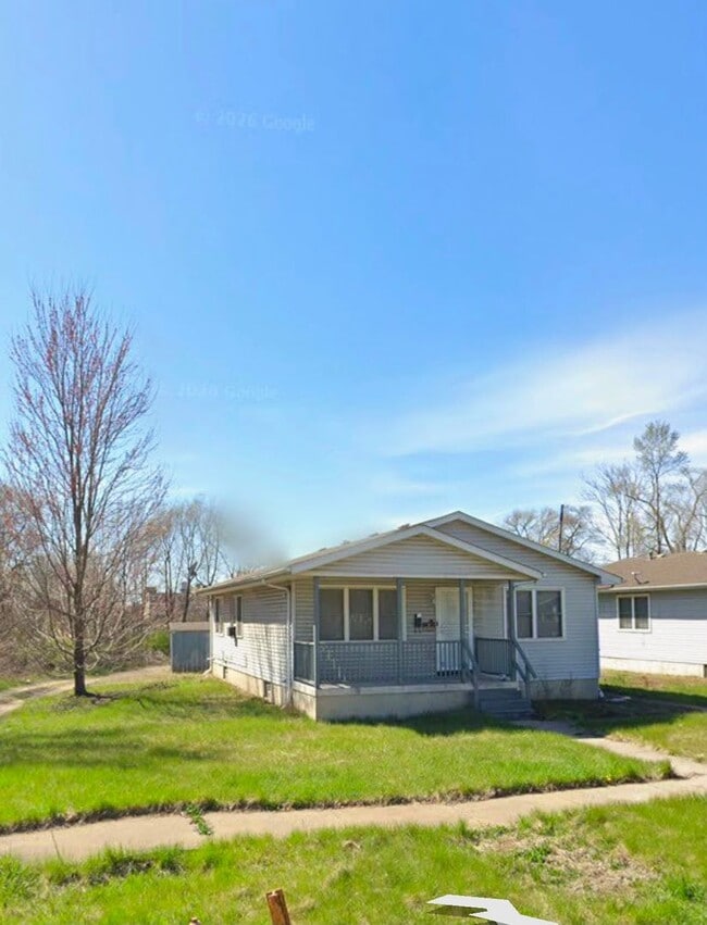 Photo - Very spacious 3 Bedrooms, 1 Bathroom Home