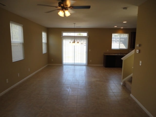 Photo - 614 Chalcedony Ct