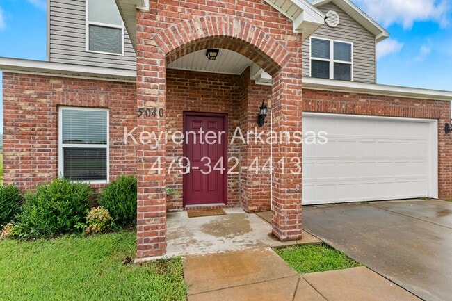 Photo - Beautiful home Located in desirable west Fayetteville neighborhood with playground