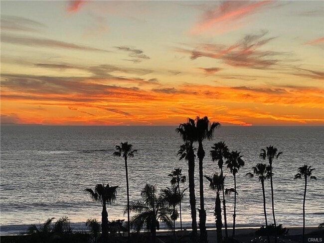 Building Photo - 268 Avenida Montalvo