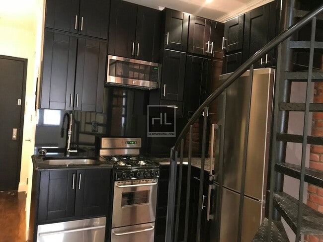 Building Photo - E 26TH ST.