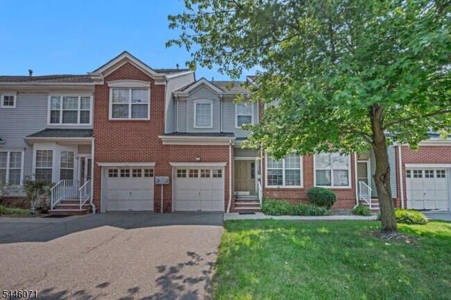 19 Gordon Cir