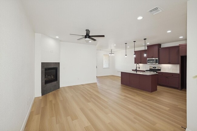10424 Tierra Santa Dr