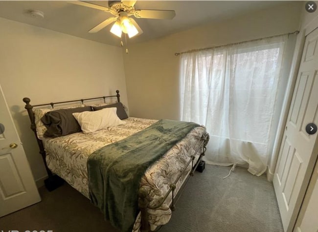 Photo - 1393 W Glassy Pond Ave