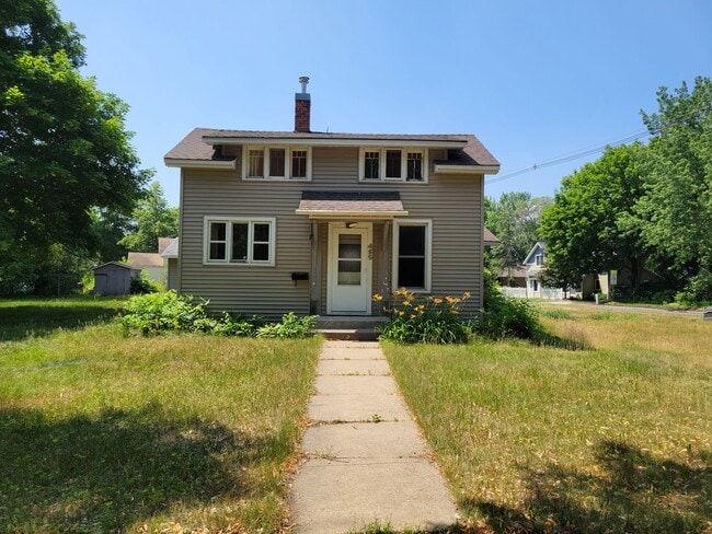 Single Family Home - Single Family Home