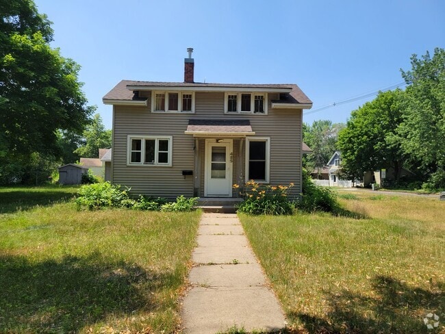 Building Photo - Single Family Home