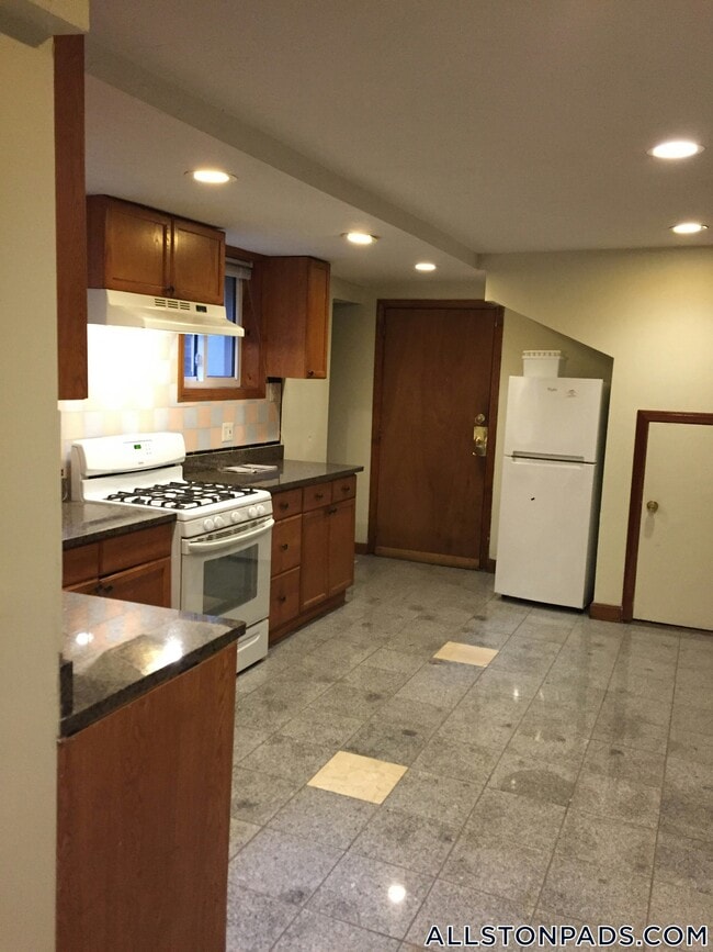 Photo - 73 Harvard Ave Unidad G1
