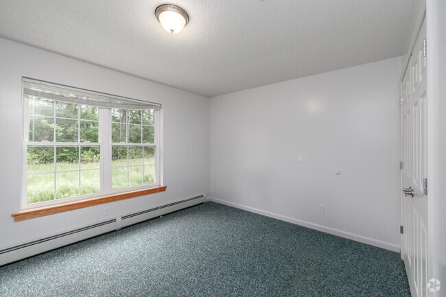 3BR, 1BA - 1,158SF - Bedroom