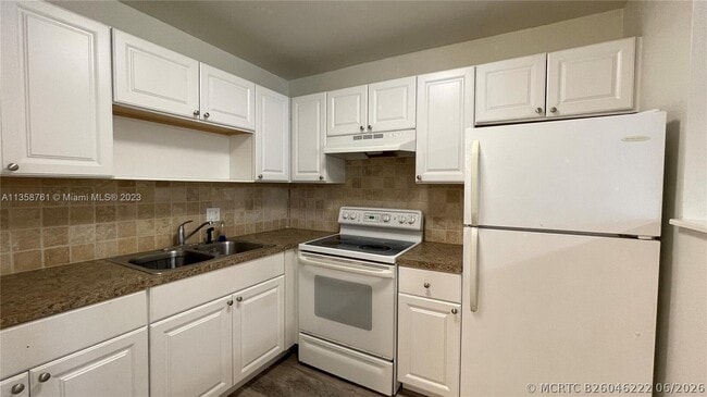 2878 Donnelly Dr Unidad 204