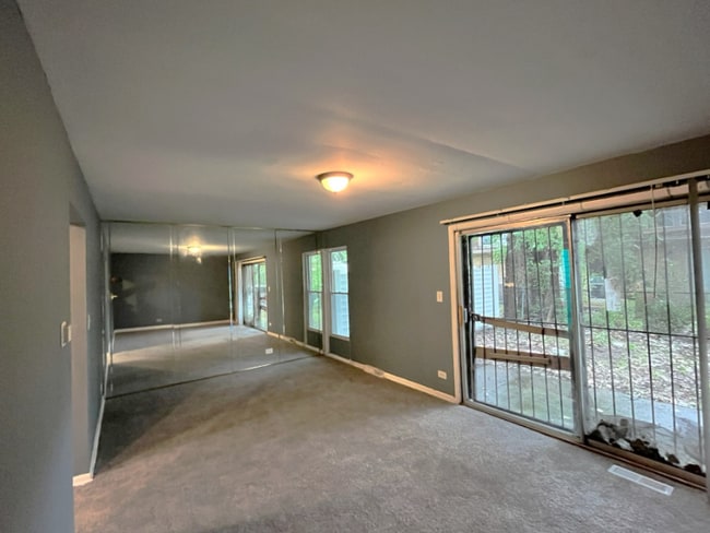 Photo - 11530 S Racine Ave