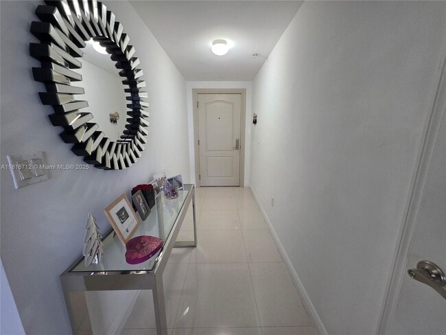 Building Photo - 2701 SW 3rd Ave Unit 602-602 Rental