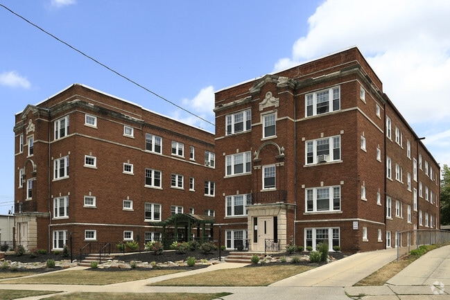 Waterbury Apartments - Waterbury Apartments