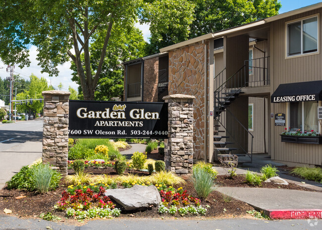 Building Photo - Cedar Lane and Garden Glen Rental