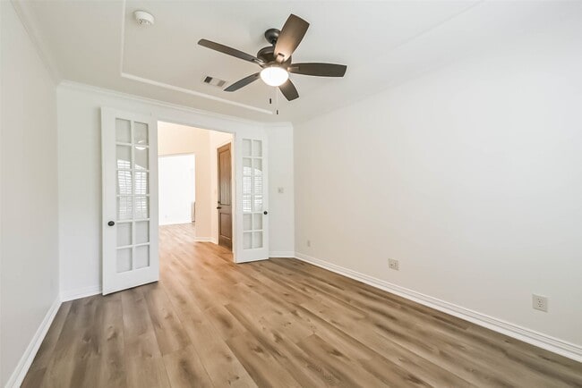 Photo - 1202 Maroon Ln