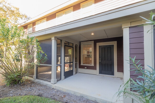 Photo - 5562 Colonial Chatsworth Cir