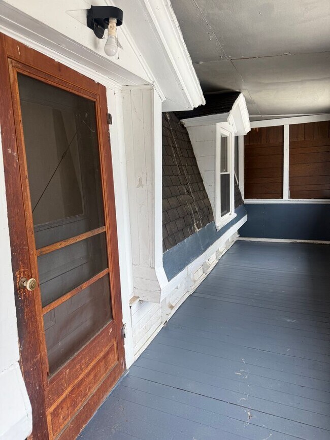 Building Photo - 104 Mechanic St Unit C