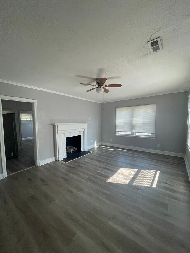 Photo - 2 bedroom One bath with new appliances