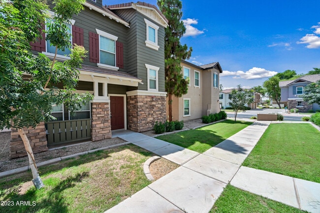 Photo - 9233 E Neville Ave