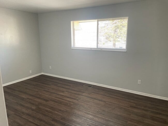 Photo - 436 3335 S Unit 6