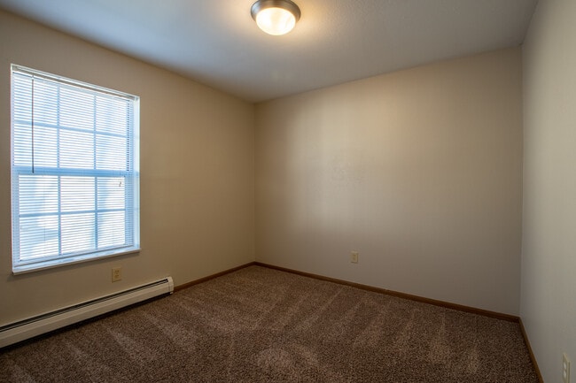 Photo - Village Green Apartments