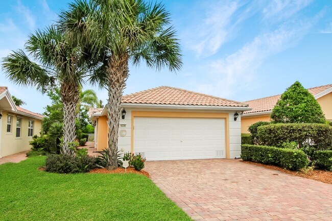 Building Photo - Annual Villa for Rent in Island Walk Rental