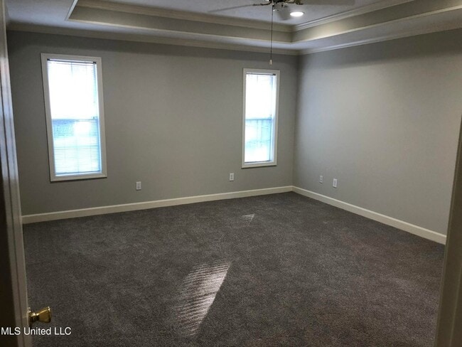 Photo - 313 S Place Dr