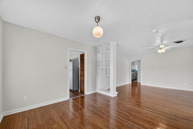 Photo - 3817 Anita St Unidad A