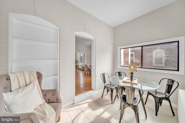 Photo - 6018 2nd St NW