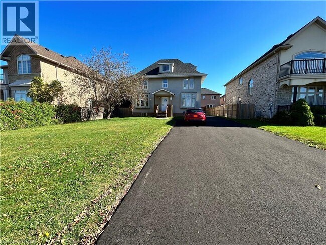 Photo - 526 Fifty Rd