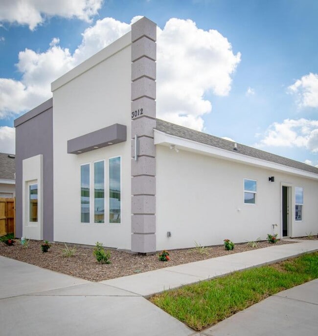Photo - 3012 West Dr
