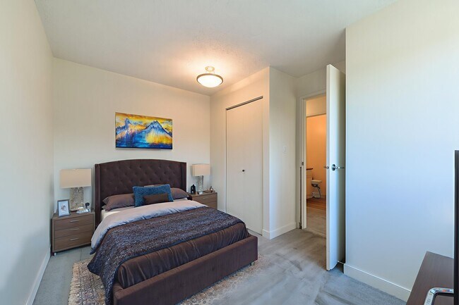 Photo - Granville Square