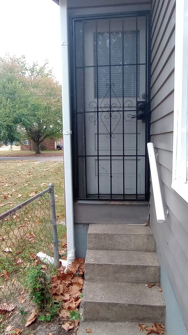 Photo - 1816 Woodlawn Ave Unidad 1816 - 1 Woodlawn