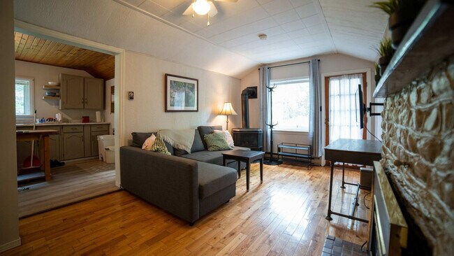 Building Photo - 2585 County Rd 36