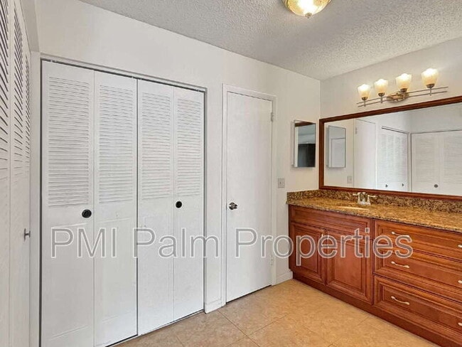 Photo - 390 Golfview Rd