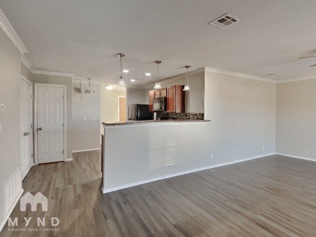 Photo - 3527 E Gillette St