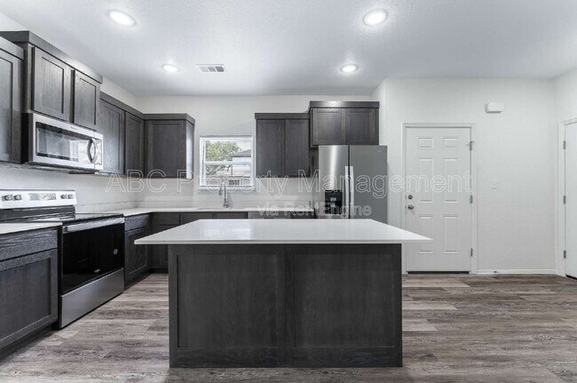 955 S Benchmark Ln Unidad 1