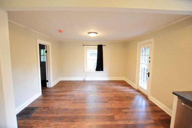 Photo - Two Bedroom Two Bath 112 Quarry Unidad 112