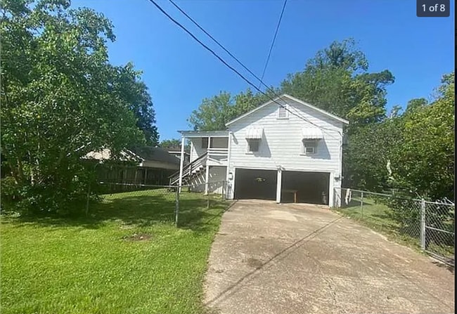 Building Photo - 4245 Woodlawn Ave Rental