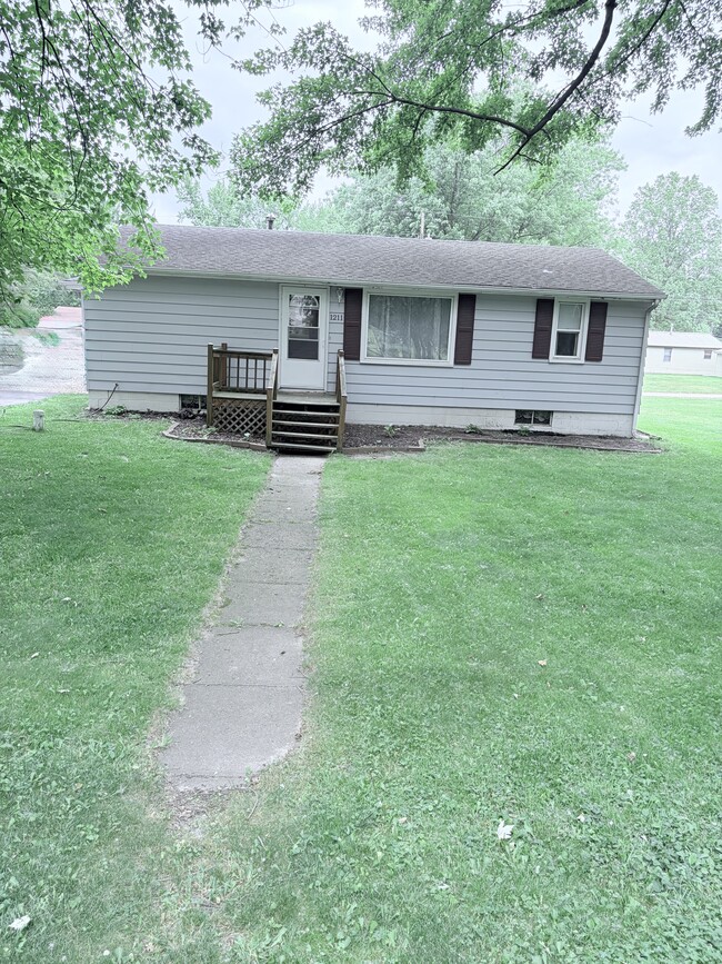 Photo - 1211 Wooster Rd
