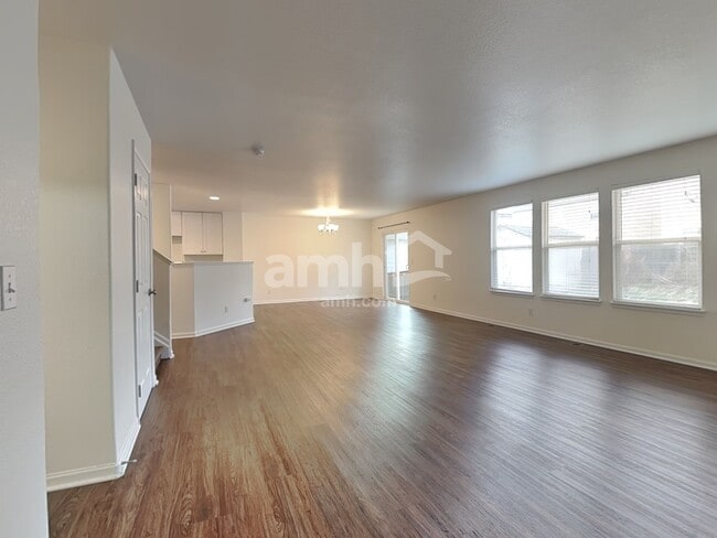 Photo - 1134 Sunbird Ave