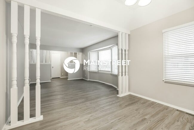 4 Bedroom Pet-Friendly Home in Independence, MO with Main Street Renewal
