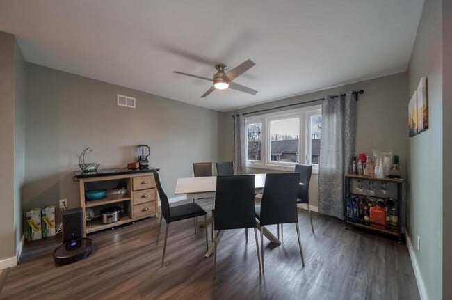 Photo - 302 Heights Dr